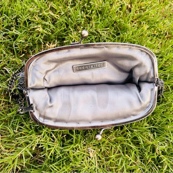 The limited Grey Black Beaded clutch hand purse small - Picture 3 of 3